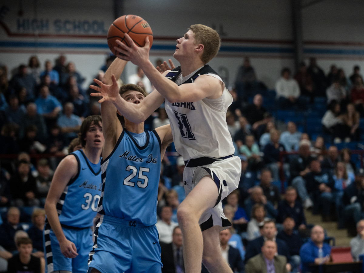 Breese Central vs Breese Mater Dei Illinois boys basketball February 23 2023 Paul Halfacre 15654